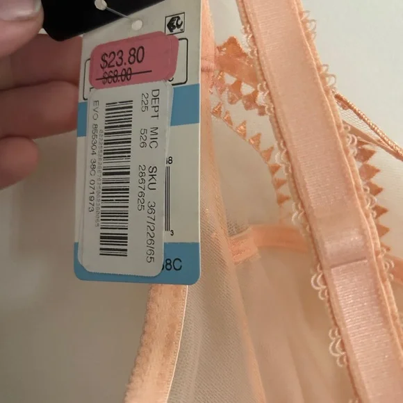 Wacoal Peach Sheer Underwire Bra - Picture 5 of 5